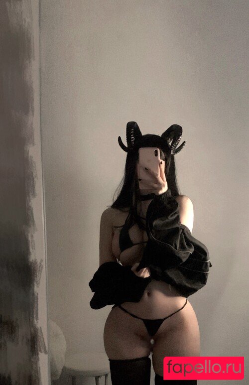 imeva Nude Onlyfans Photo 21