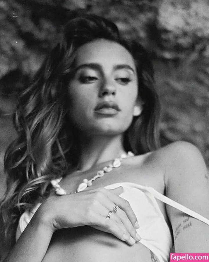 Carla Guetta Cohen Onlyfans Photo Gallery 