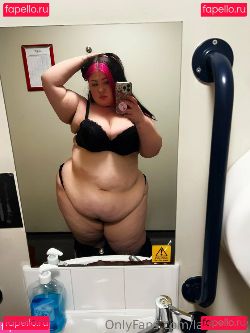 lana2002 Onlyfans Photo Gallery 