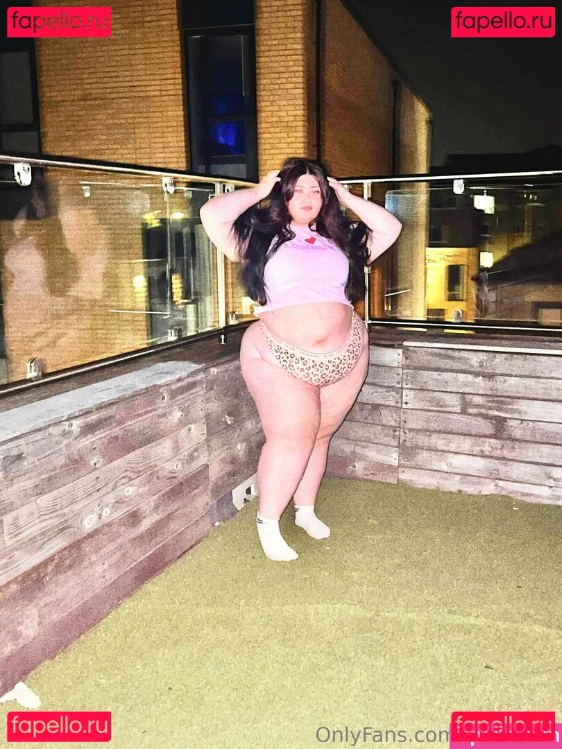 lana2002 Onlyfans Photo Gallery 