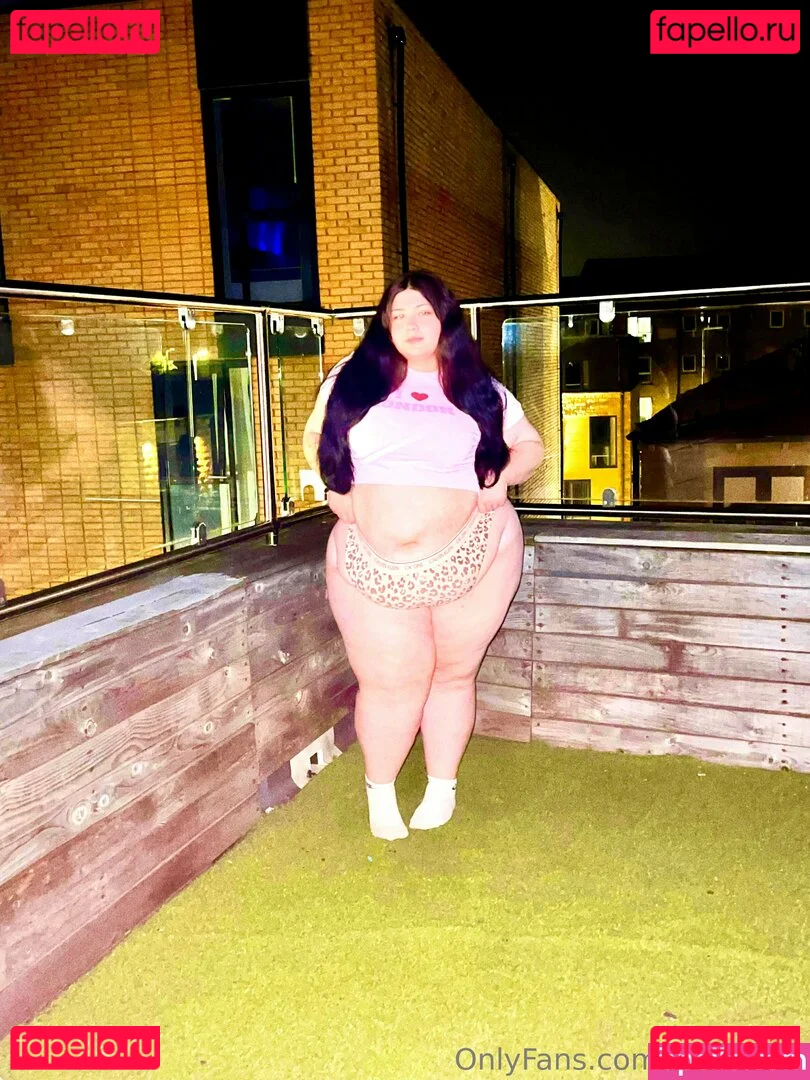 lana2002 Onlyfans Photo Gallery 