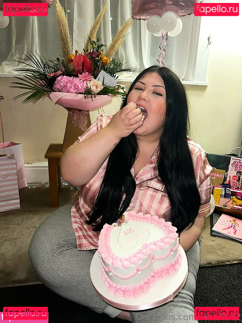 lana2002 Onlyfans Photo Gallery 