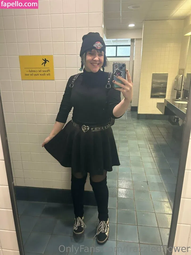 frazzledflower Onlyfans Photo Gallery 