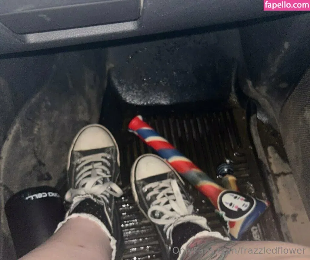 frazzledflower Onlyfans Photo Gallery 