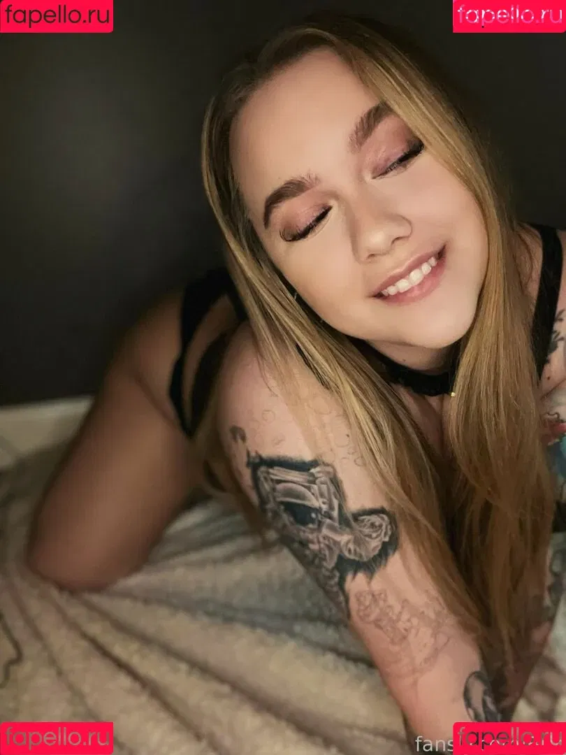 Brriiit Onlyfans Photo Gallery 