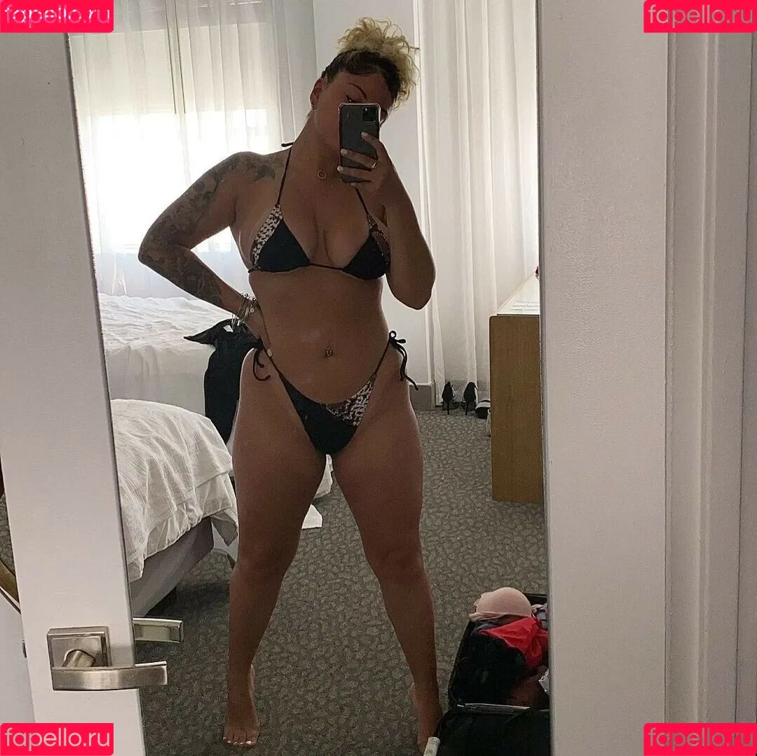 Domovelez Onlyfans Photo Gallery 
