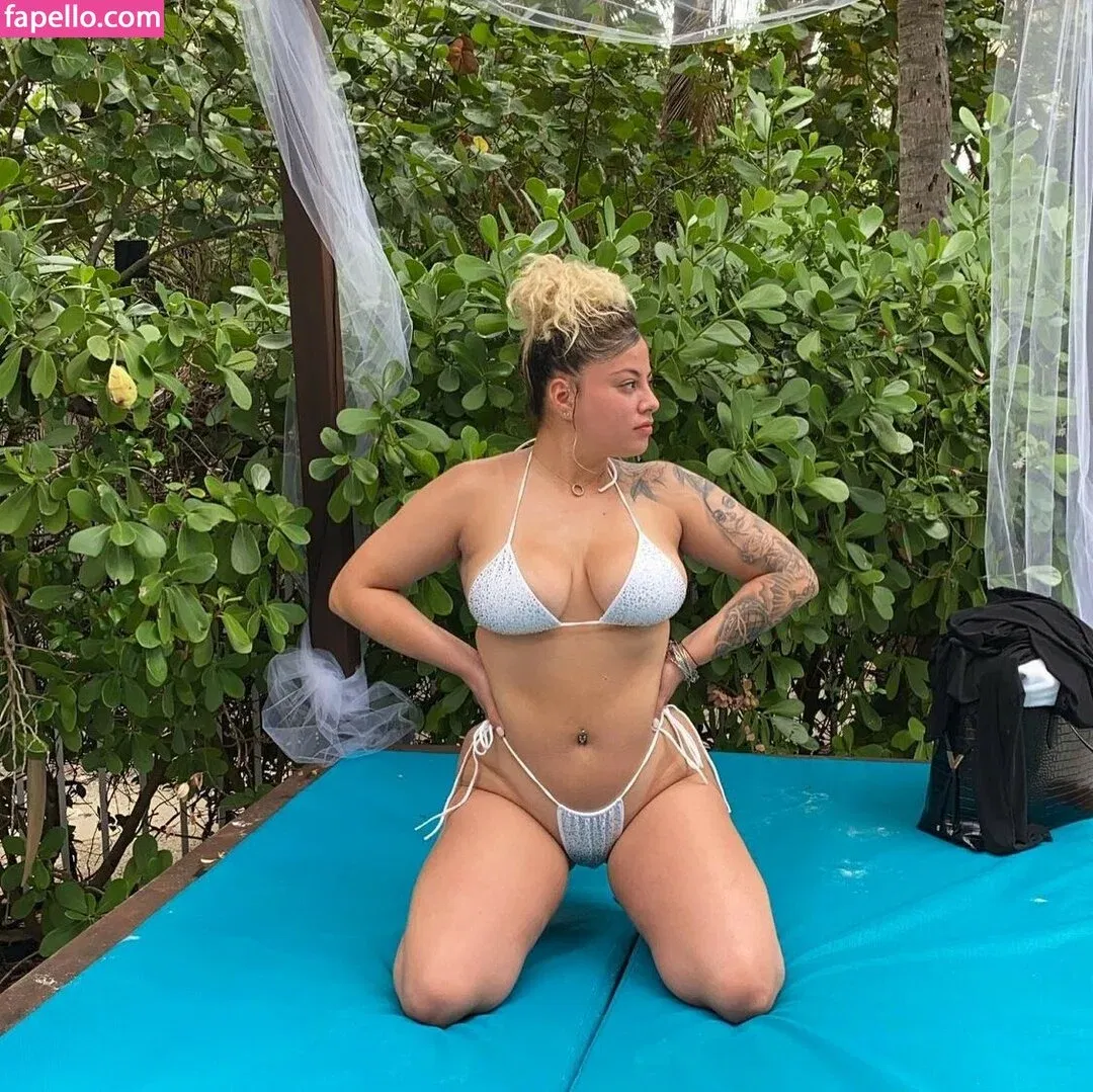 Domovelez Onlyfans Photo Gallery 