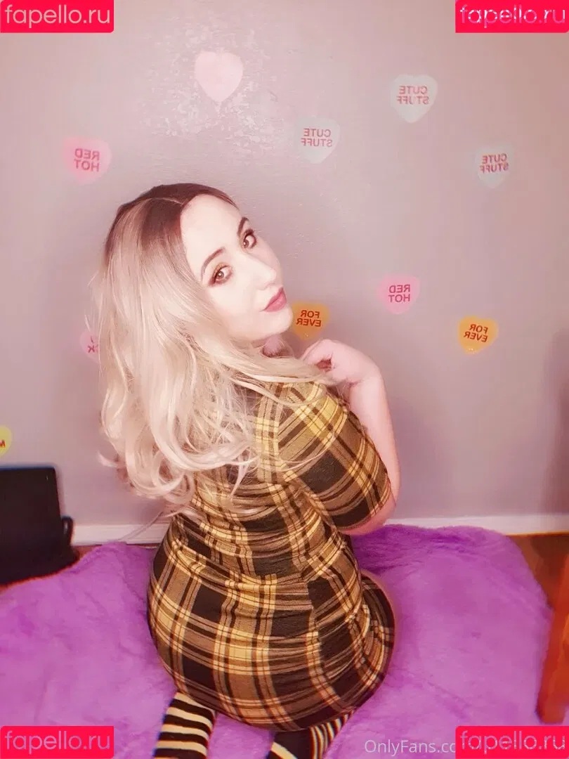 gothickitti Onlyfans Photo Gallery 
