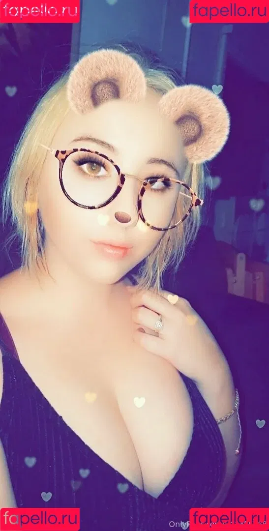 gothickitti Onlyfans Photo Gallery 