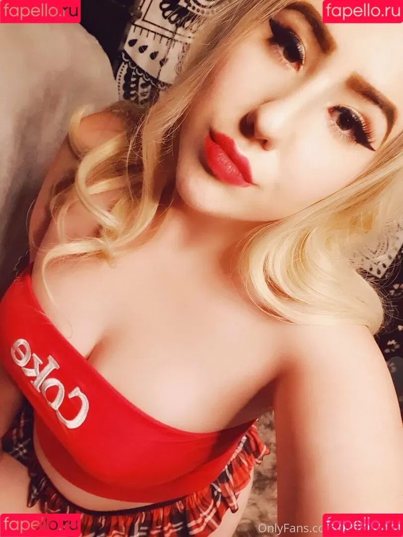 gothickitti Onlyfans Photo Gallery 