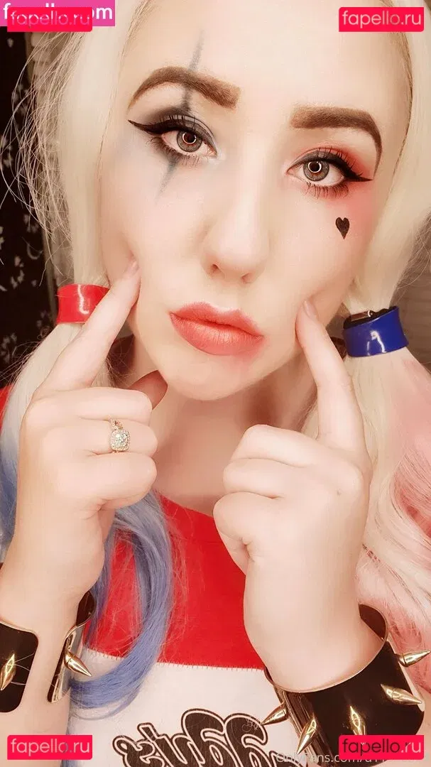 gothickitti Onlyfans Photo Gallery 