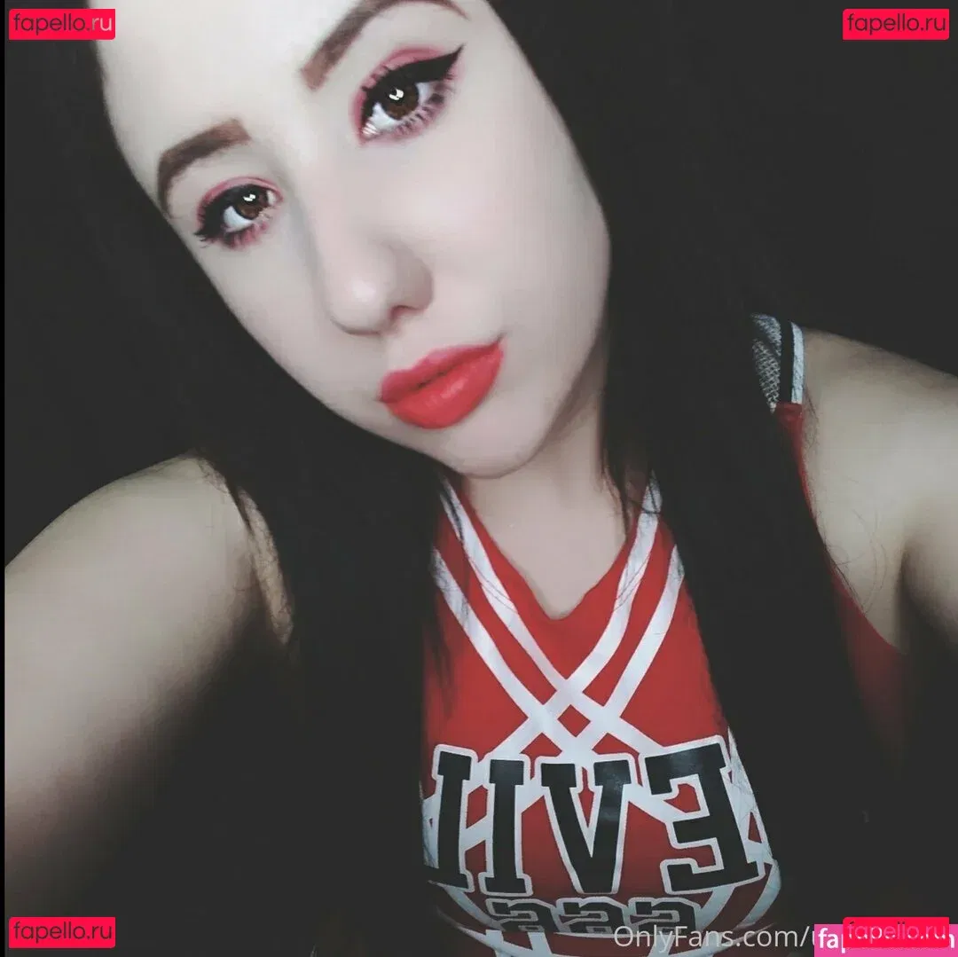 gothickitti Onlyfans Photo Gallery 