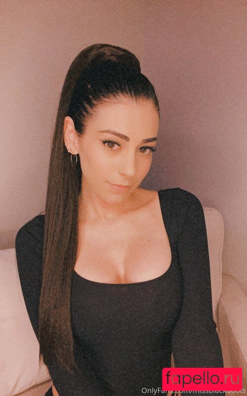 MissBlackBoots Nude Onlyfans Photo 33