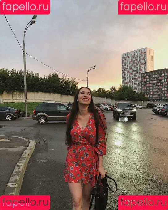 Kamilla Karieva Onlyfans Photo Gallery 