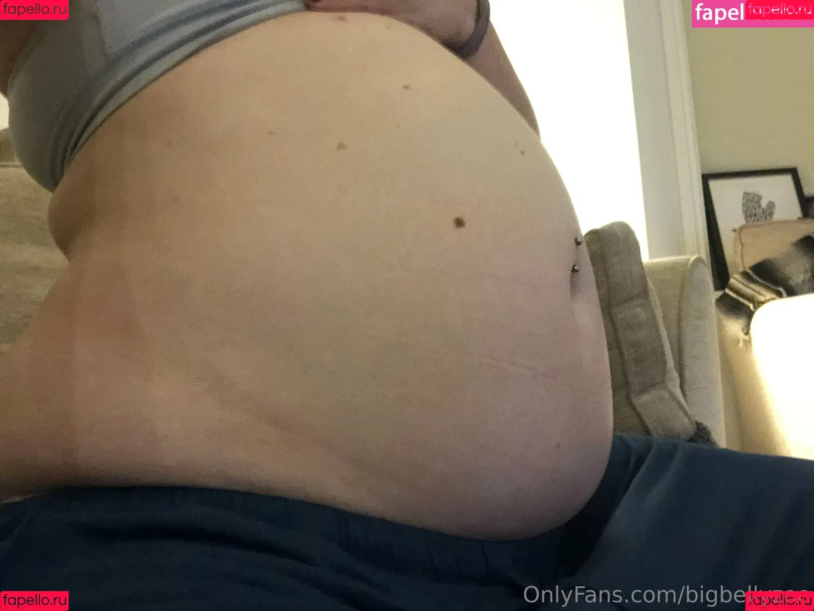 bigbellyzoe Onlyfans Photo Gallery 