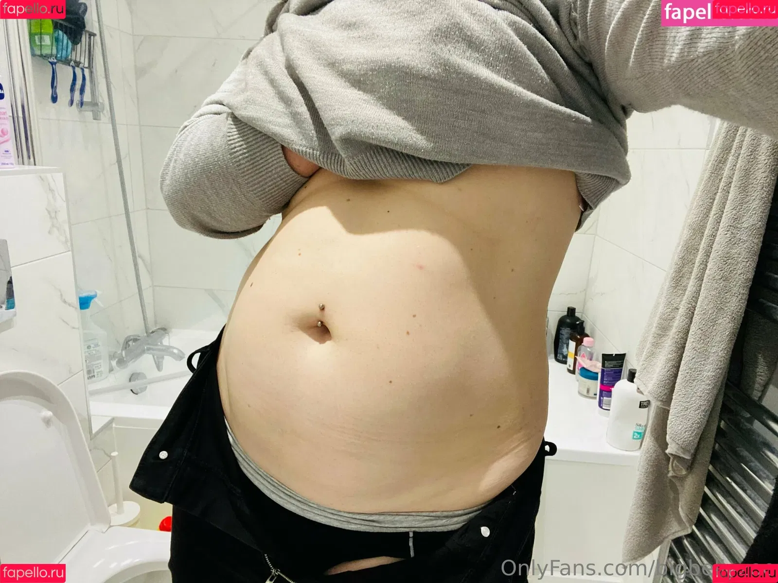 bigbellyzoe Onlyfans Photo Gallery 
