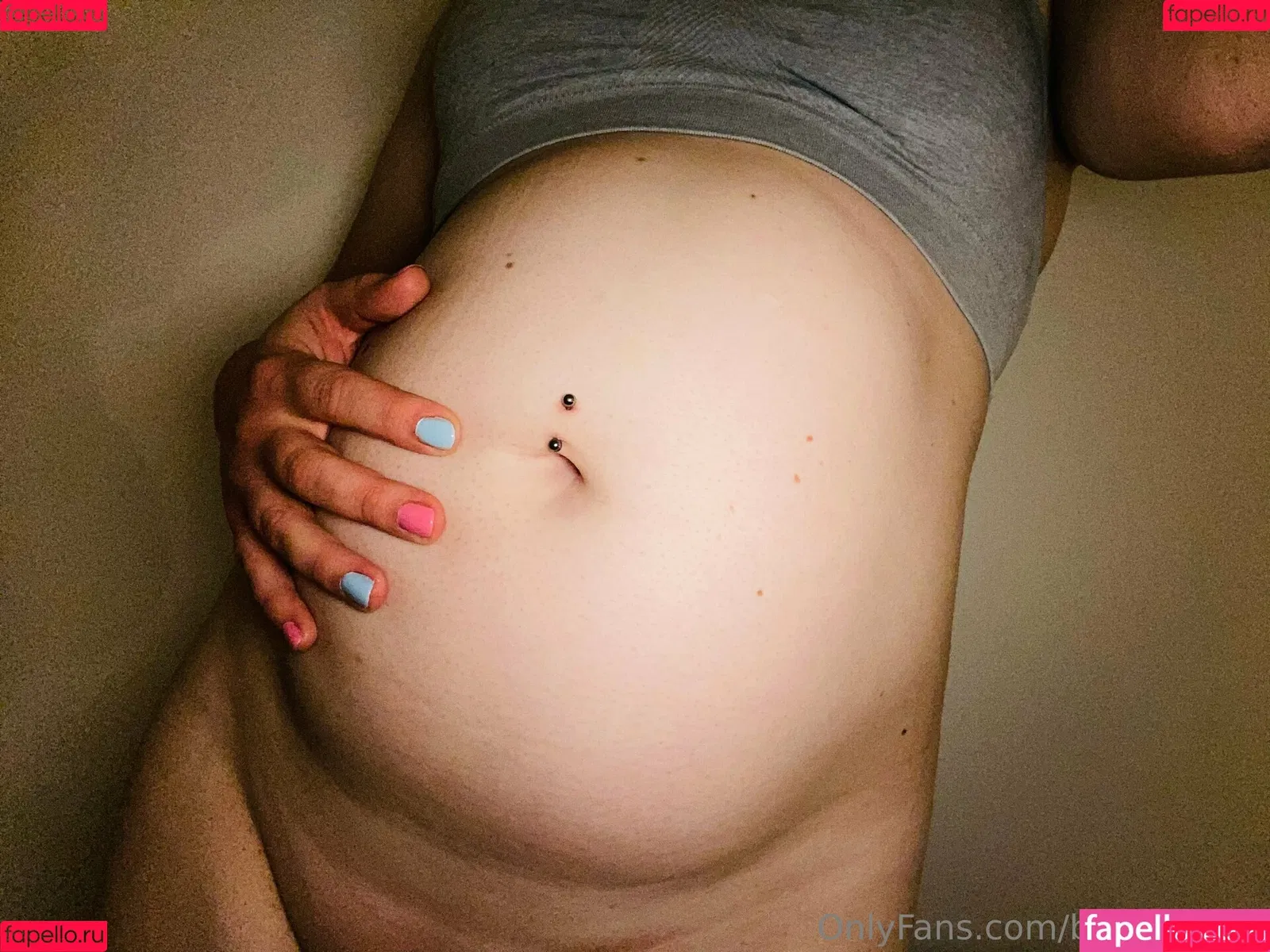 bigbellyzoe Onlyfans Photo Gallery 