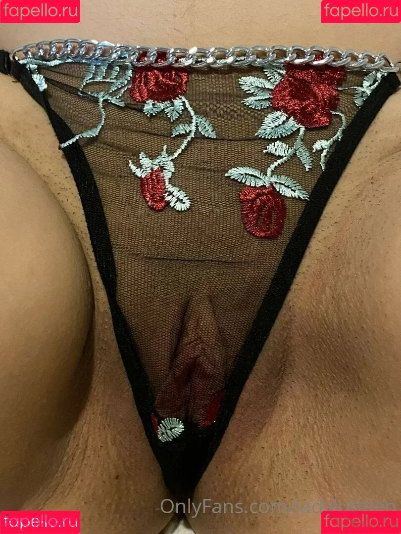 ladyluthien Onlyfans Photo Gallery 