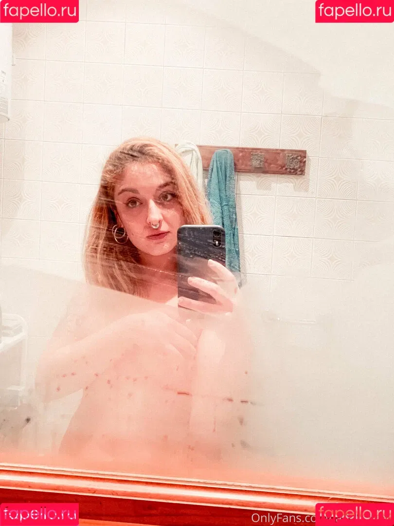 ladyluthien Onlyfans Photo Gallery 