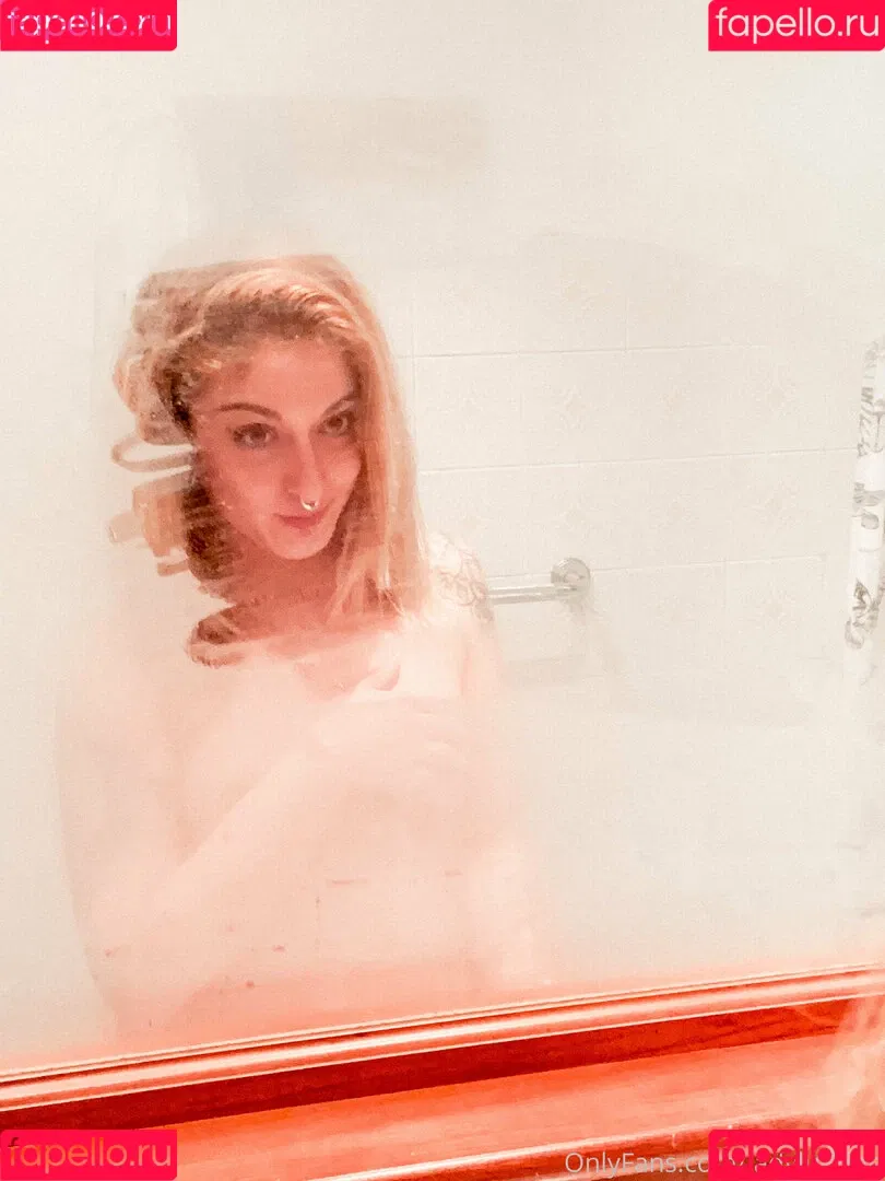 ladyluthien Onlyfans Photo Gallery 