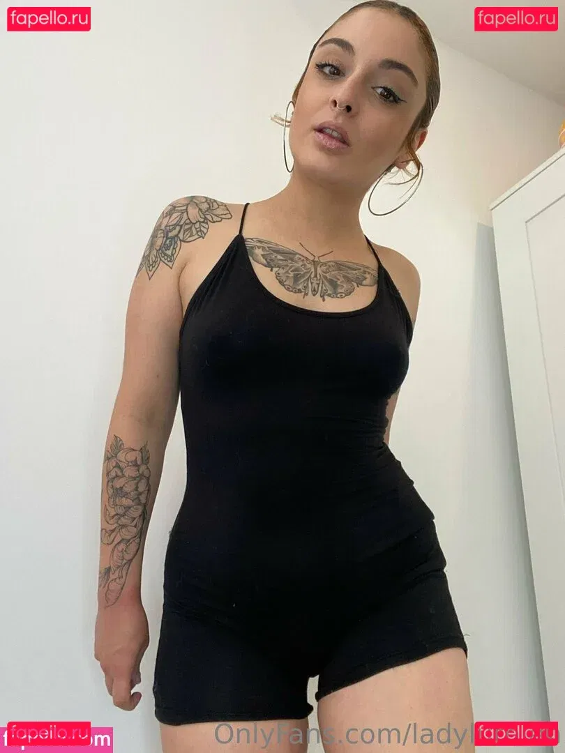 ladyluthien Onlyfans Photo Gallery 