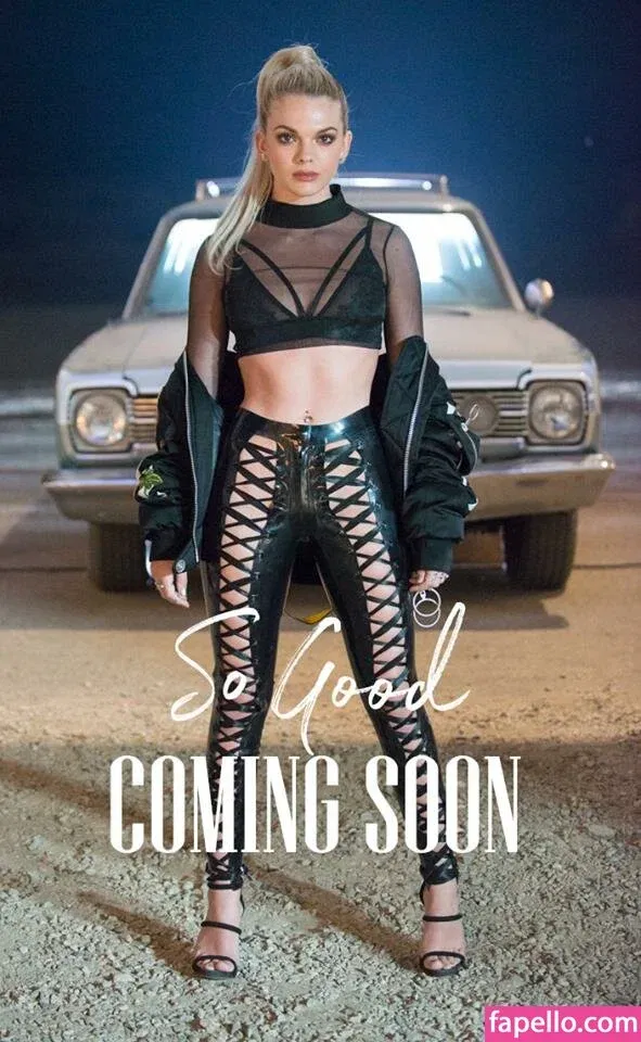 Louisa Johnson Onlyfans Photo Gallery 