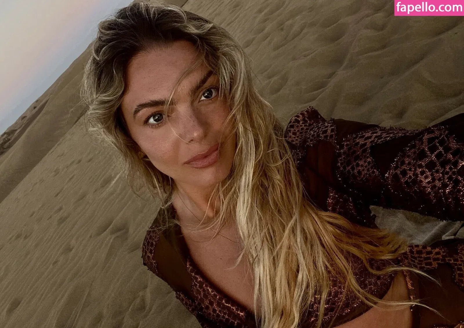 Louisa Johnson Onlyfans Photo Gallery 