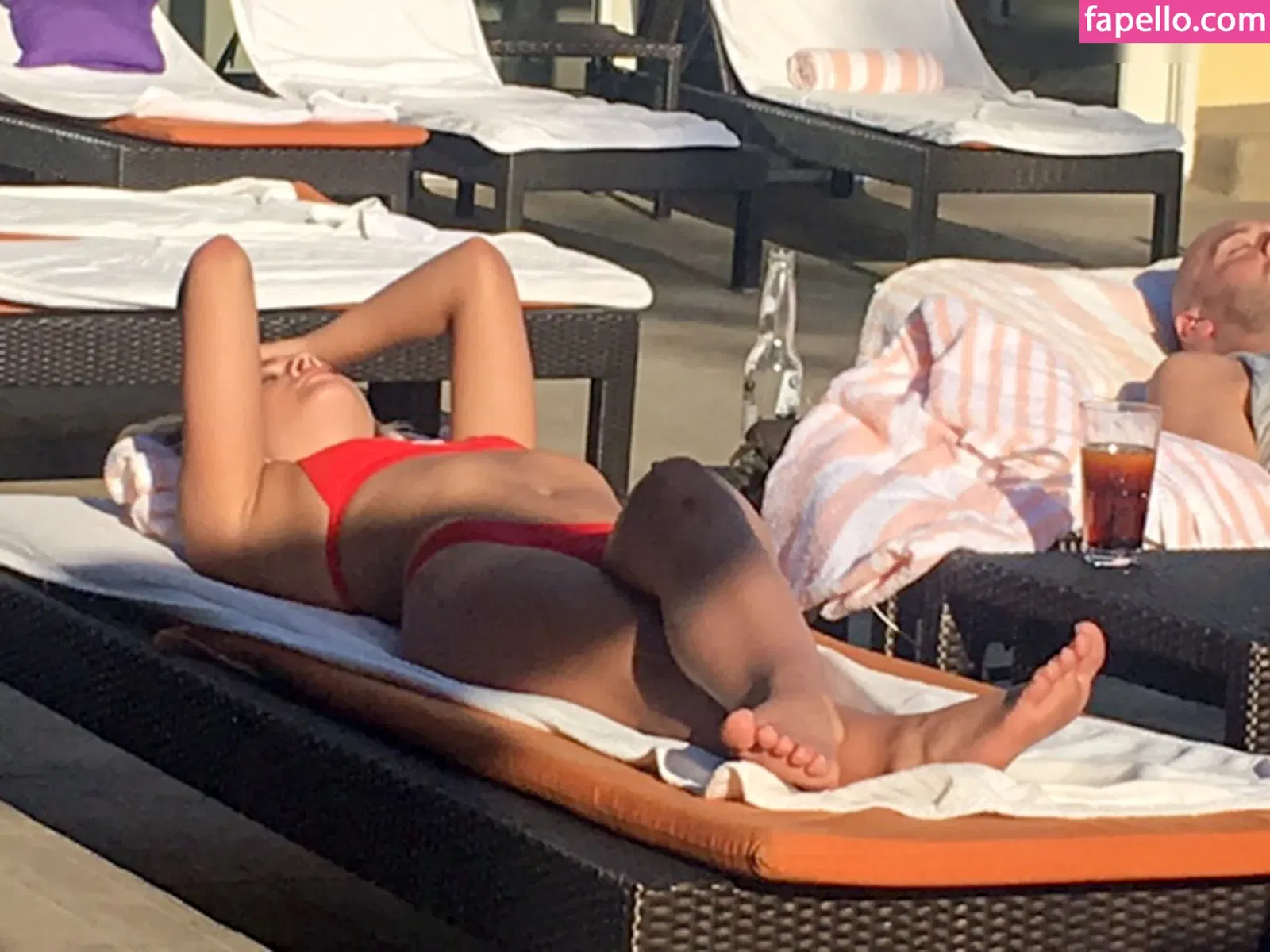 Louisa Johnson Onlyfans Photo Gallery 