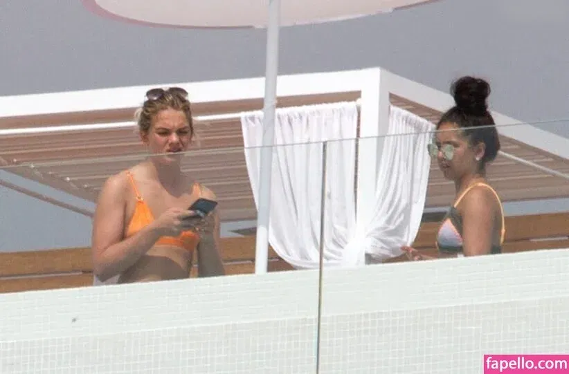 Louisa Johnson Onlyfans Photo Gallery 