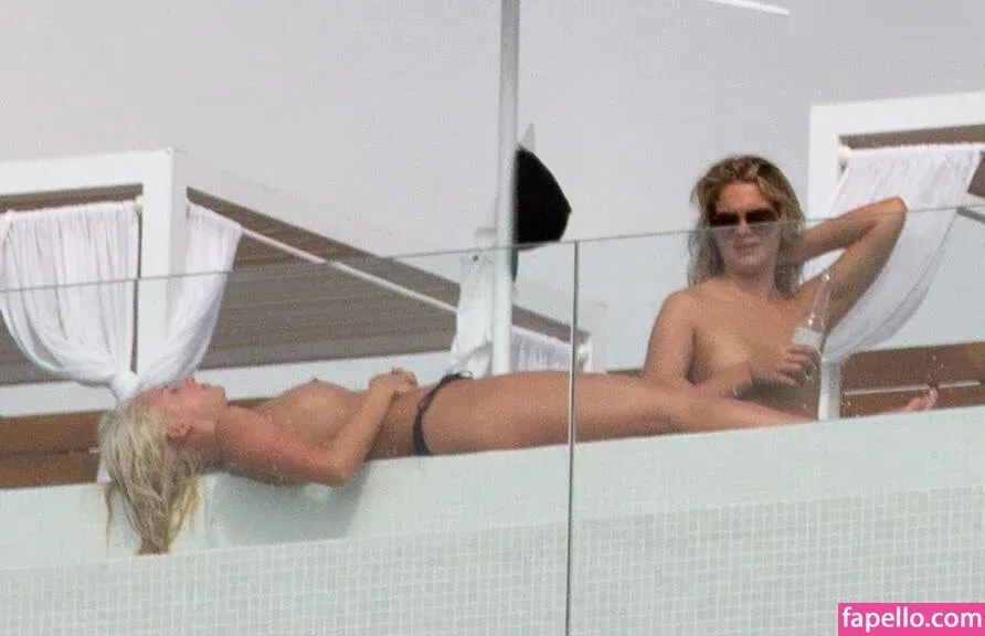 Louisa Johnson Onlyfans Photo Gallery 