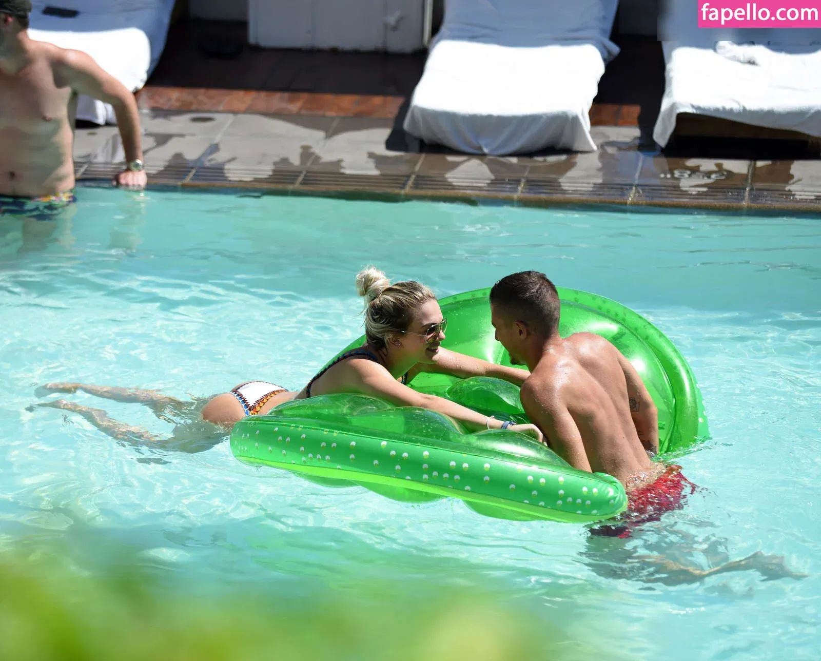 Louisa Johnson Onlyfans Photo Gallery 