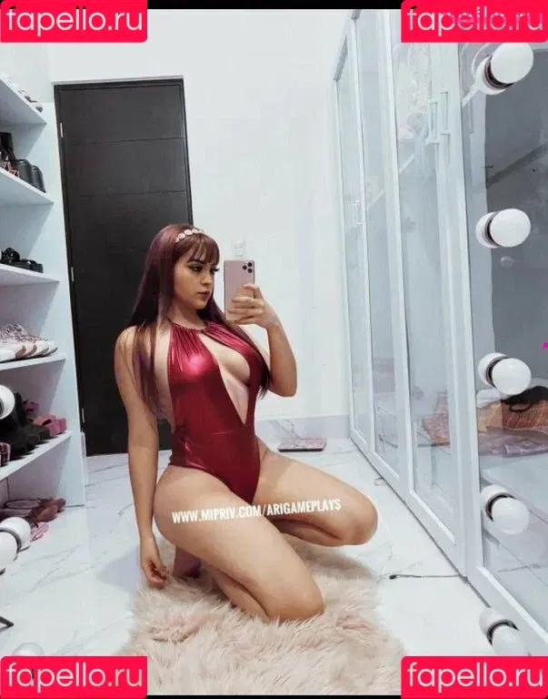 AriGameplays Onlyfans Photo Gallery 