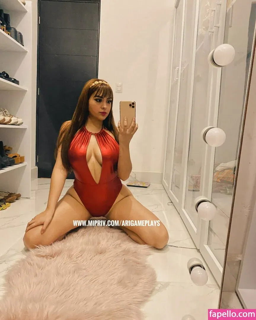 AriGameplays Onlyfans Photo Gallery 