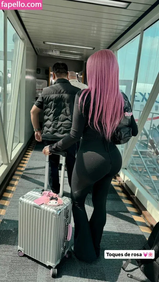 AriGameplays Onlyfans Photo Gallery 