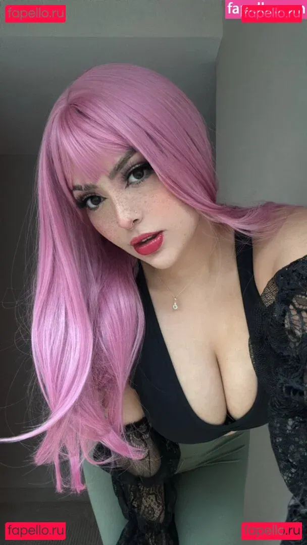 AriGameplays Onlyfans Photo Gallery 