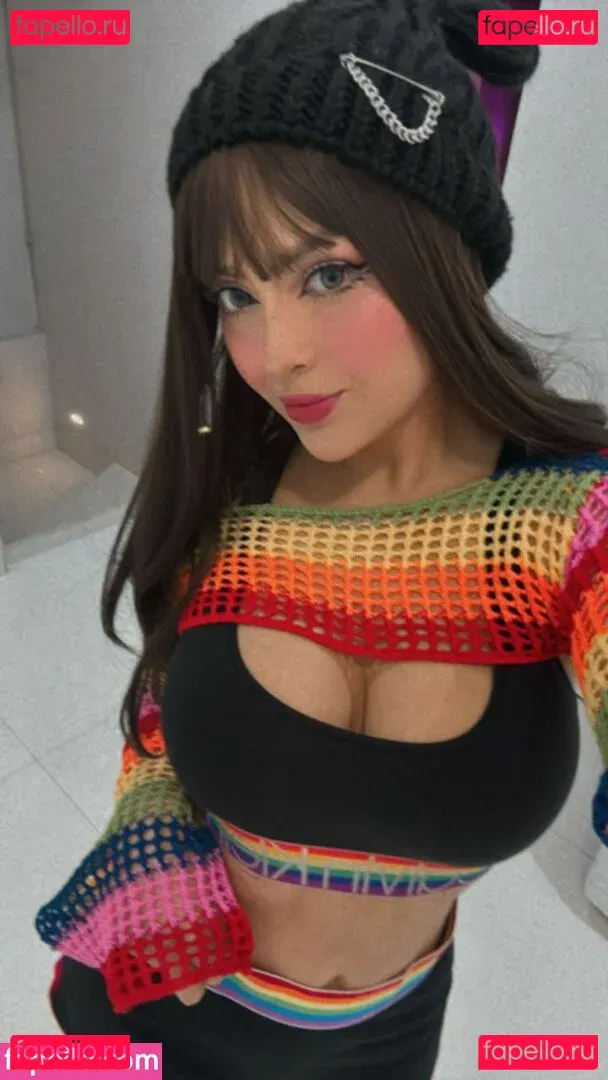 AriGameplays Onlyfans Photo Gallery 