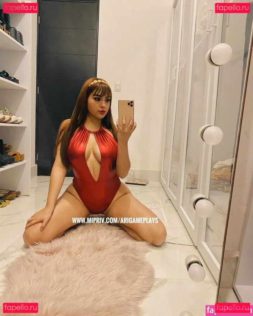 AriGameplays Onlyfans Photo Gallery 