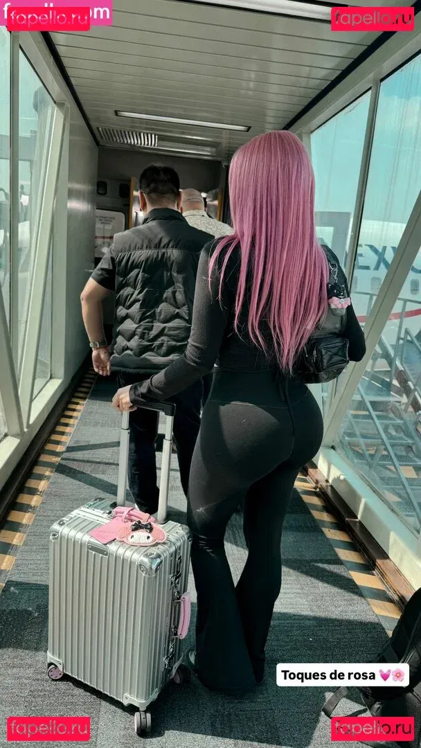 AriGameplays Onlyfans Photo Gallery 