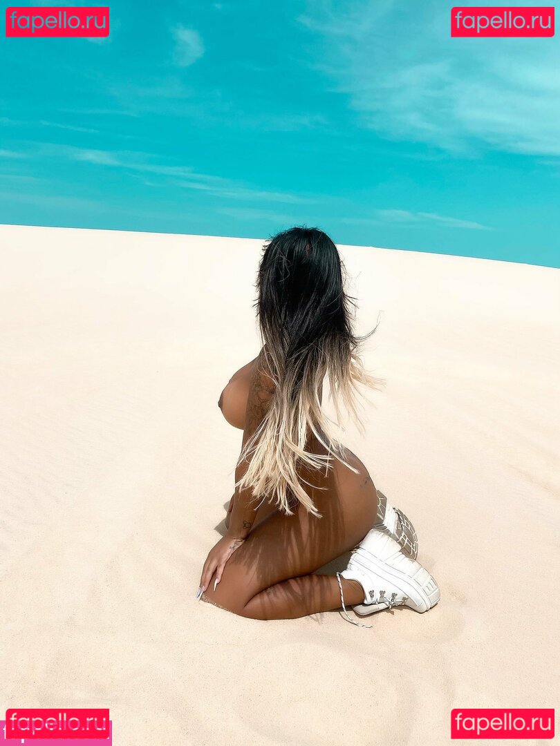 Lays Peace Nude Onlyfans Photo 26