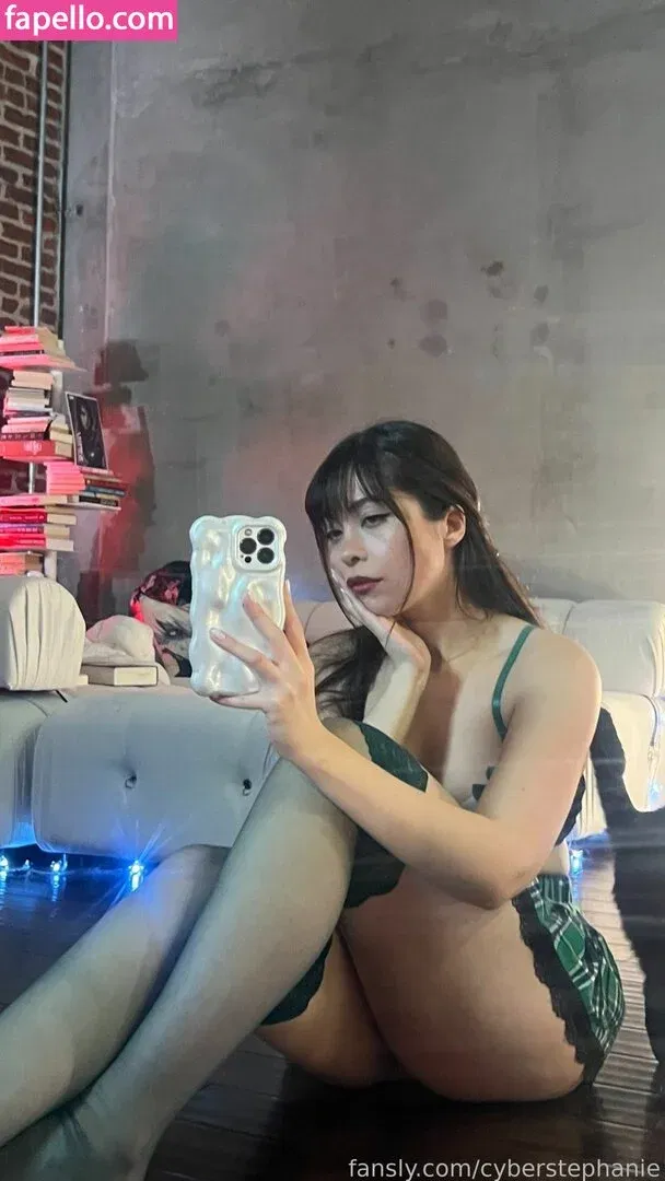 Cyberstephanie Onlyfans Photo Gallery 