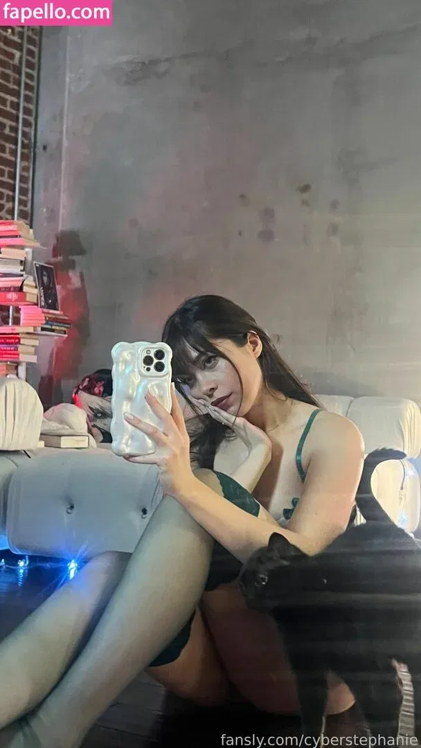 Cyberstephanie Onlyfans Photo Gallery 
