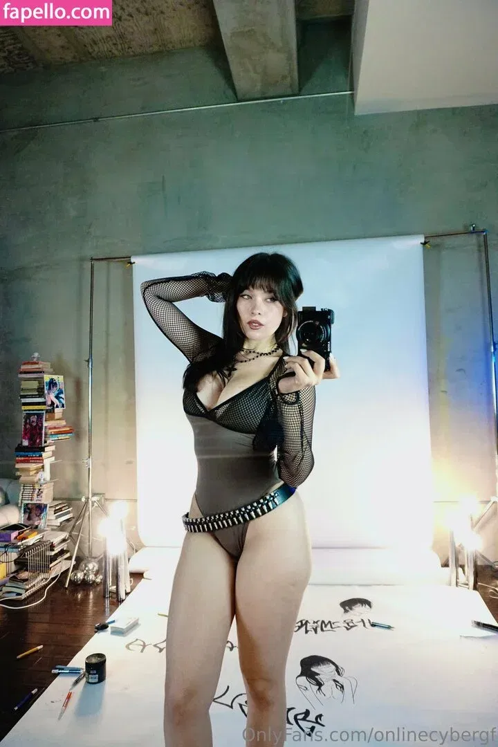 Cyberstephanie Onlyfans Photo Gallery 