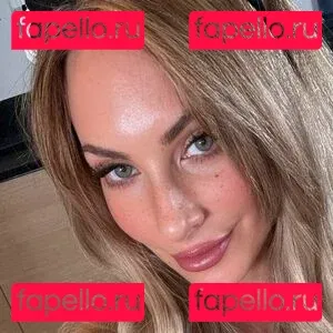 Lucie Onlyfans Photo Gallery 