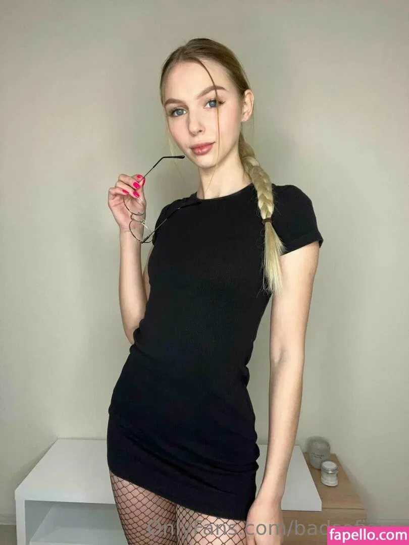 sofiaaaparker Onlyfans Photo Gallery 