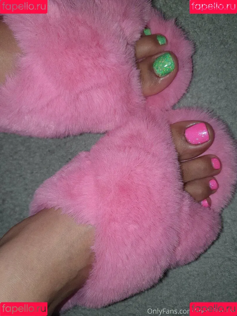 foot_fantasy Onlyfans Photo Gallery 