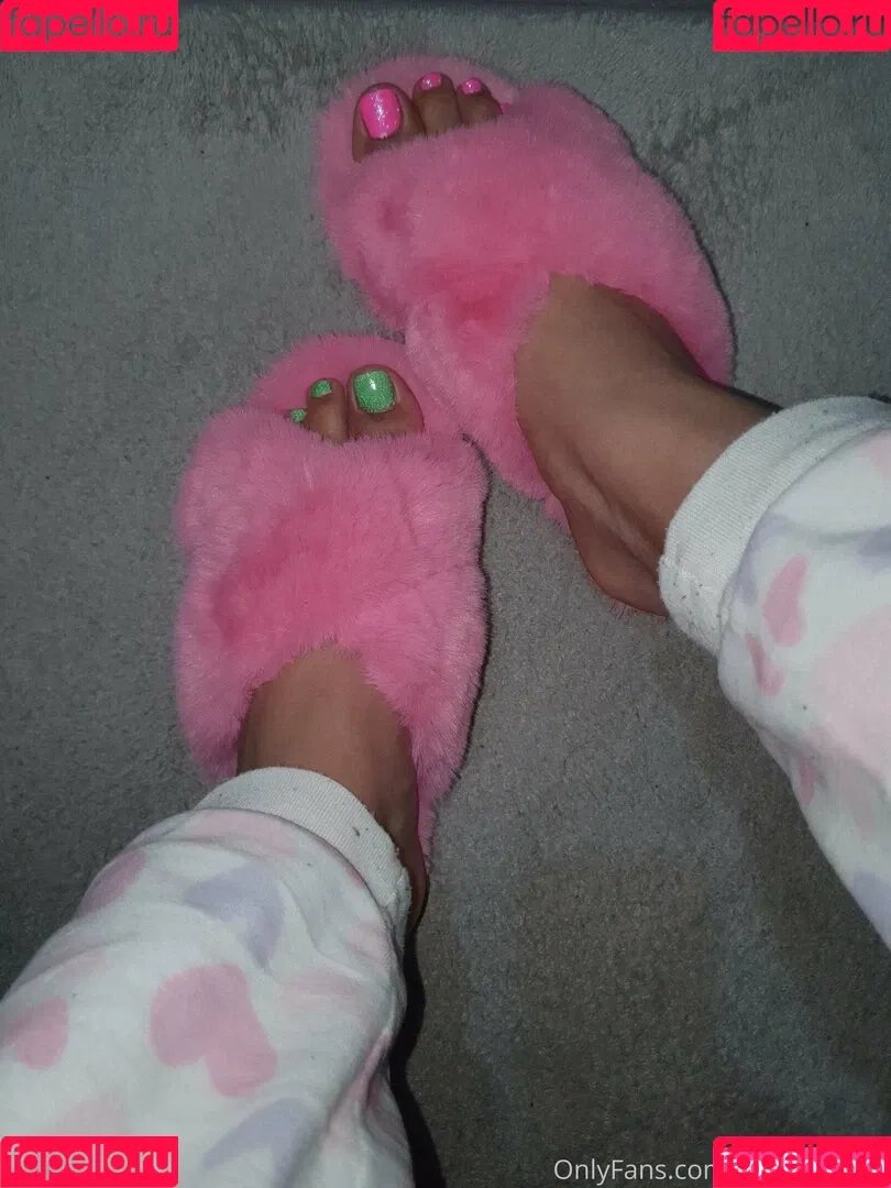 foot_fantasy Onlyfans Photo Gallery 