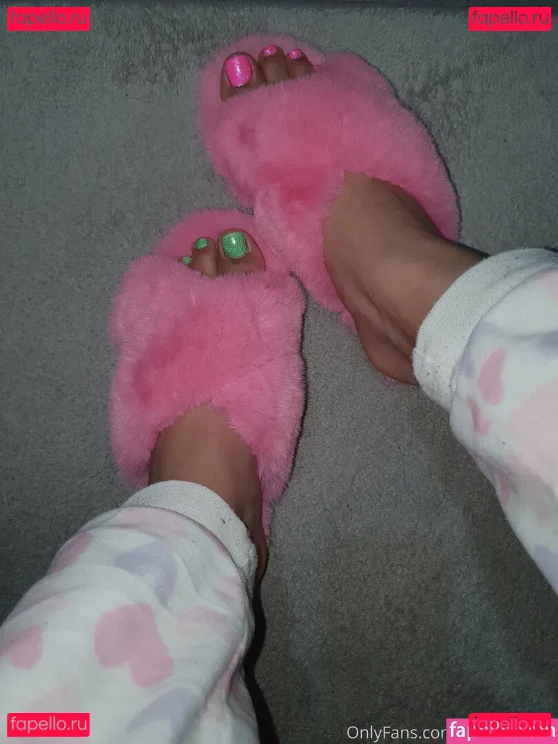 foot_fantasy Onlyfans Photo Gallery 