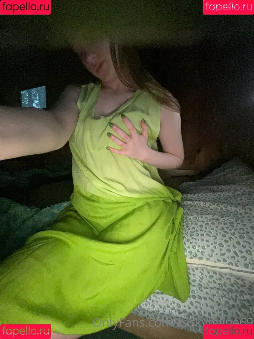 friskyfeline69 Onlyfans Photo Gallery 