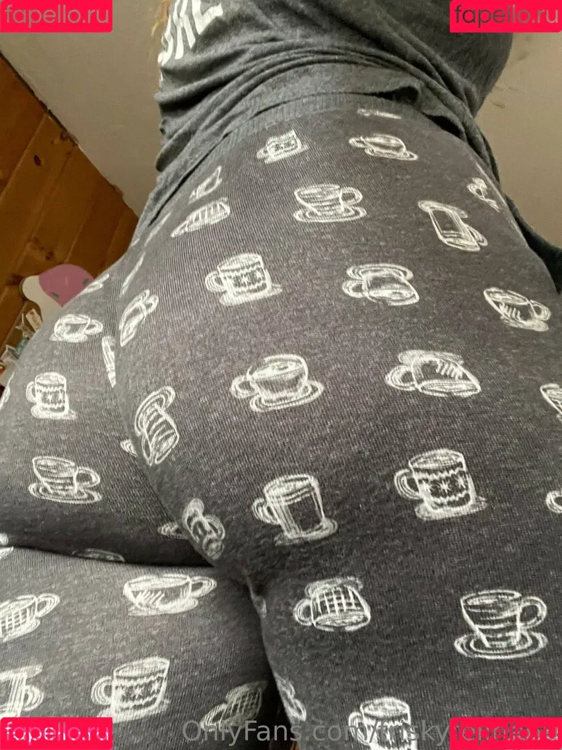friskyfeline69 Onlyfans Photo Gallery 