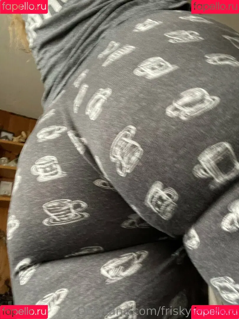 friskyfeline69 Onlyfans Photo Gallery 